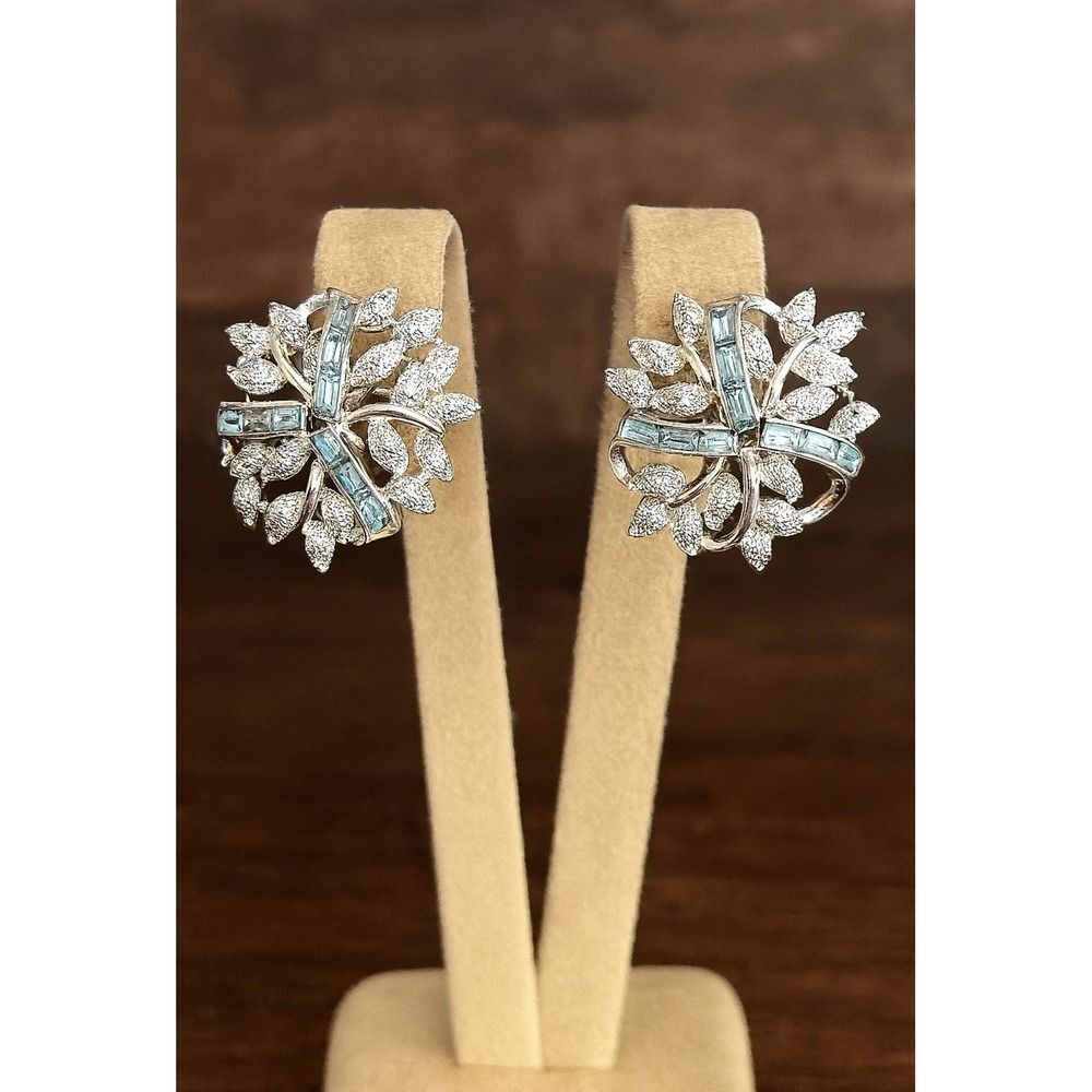 Vintage 90's Womens Chunky Blue & Silver Floral Leafy Rhinestone Earrings Elegan